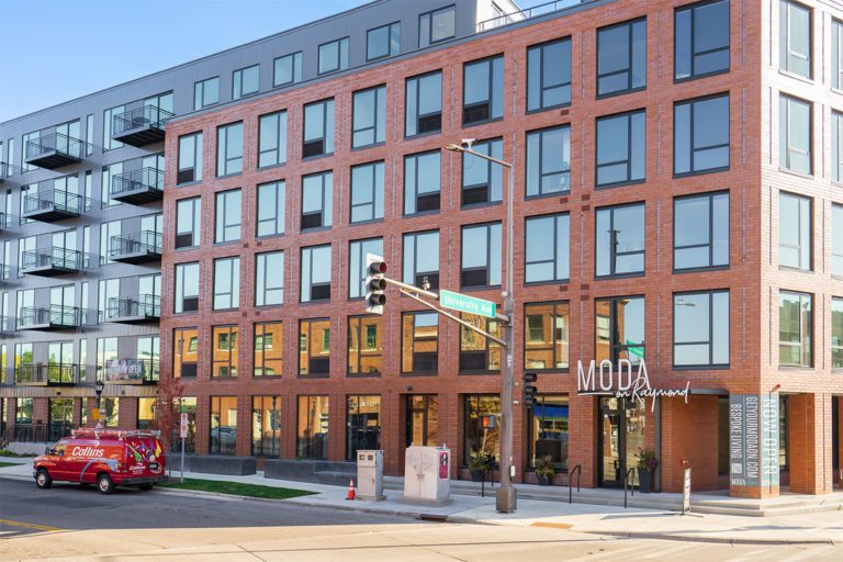 Luxury Apartments for Rent in St Paul MN MODA on Raymond